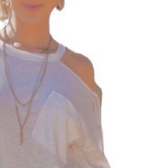 Cute Bare Shoulder T-Shirt - Picture 4 of 4